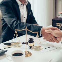 What you should know before hiring a personal injury lawyer